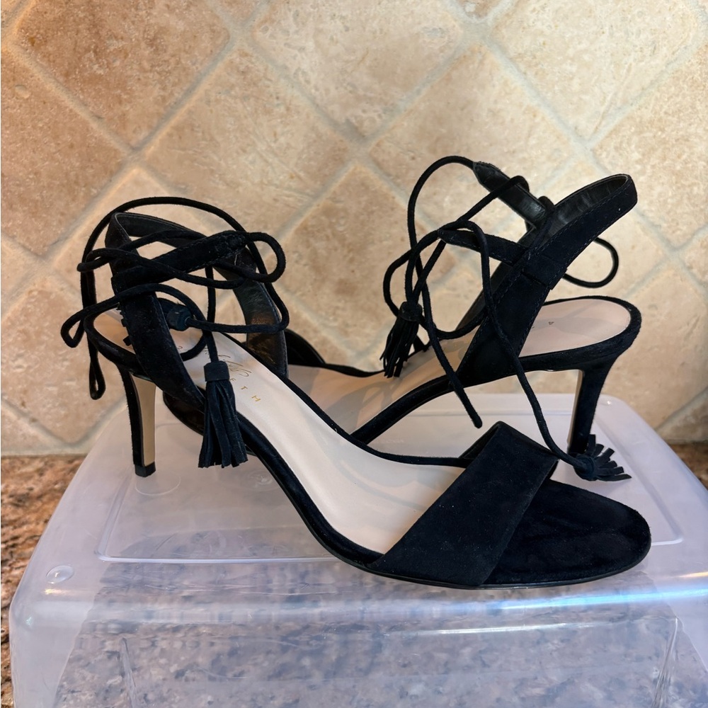 Lord & Taylor Black Strappy Heels